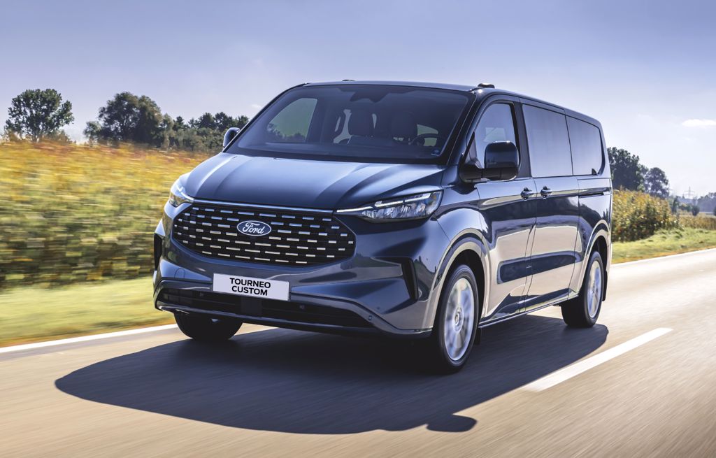 Ford Tourneo Custom Long – widok z zewnątrz (miejsce na zdjęcie)